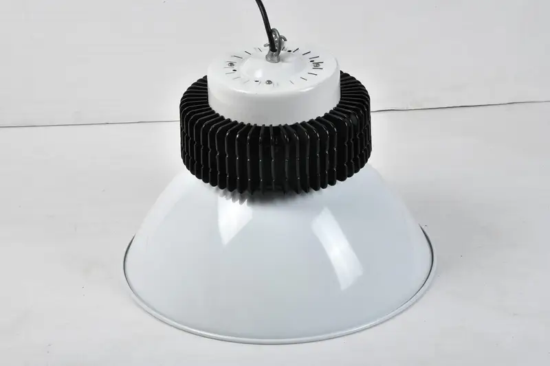 Fins Industrial Lighting - Gambar 5
